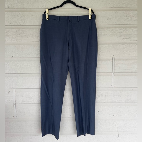 New! Polo Ralph Lauren Suit. - Picture 2 of 3